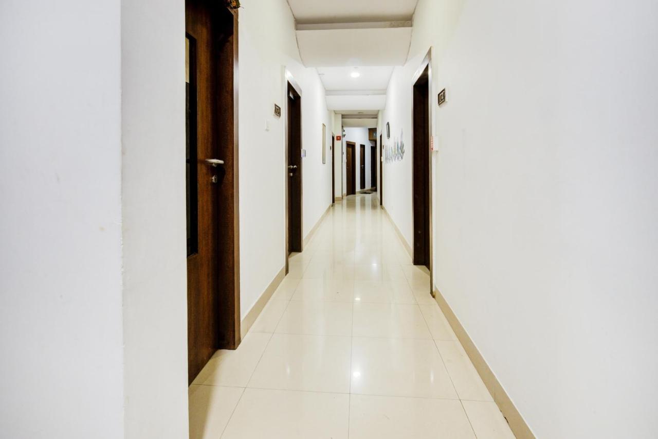 Capital O 77295 Hotel Bansidhar Bhuvan Мумбаї Екстер'єр фото