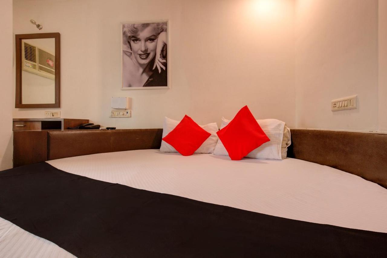 Capital O 77295 Hotel Bansidhar Bhuvan Мумбаї Екстер'єр фото