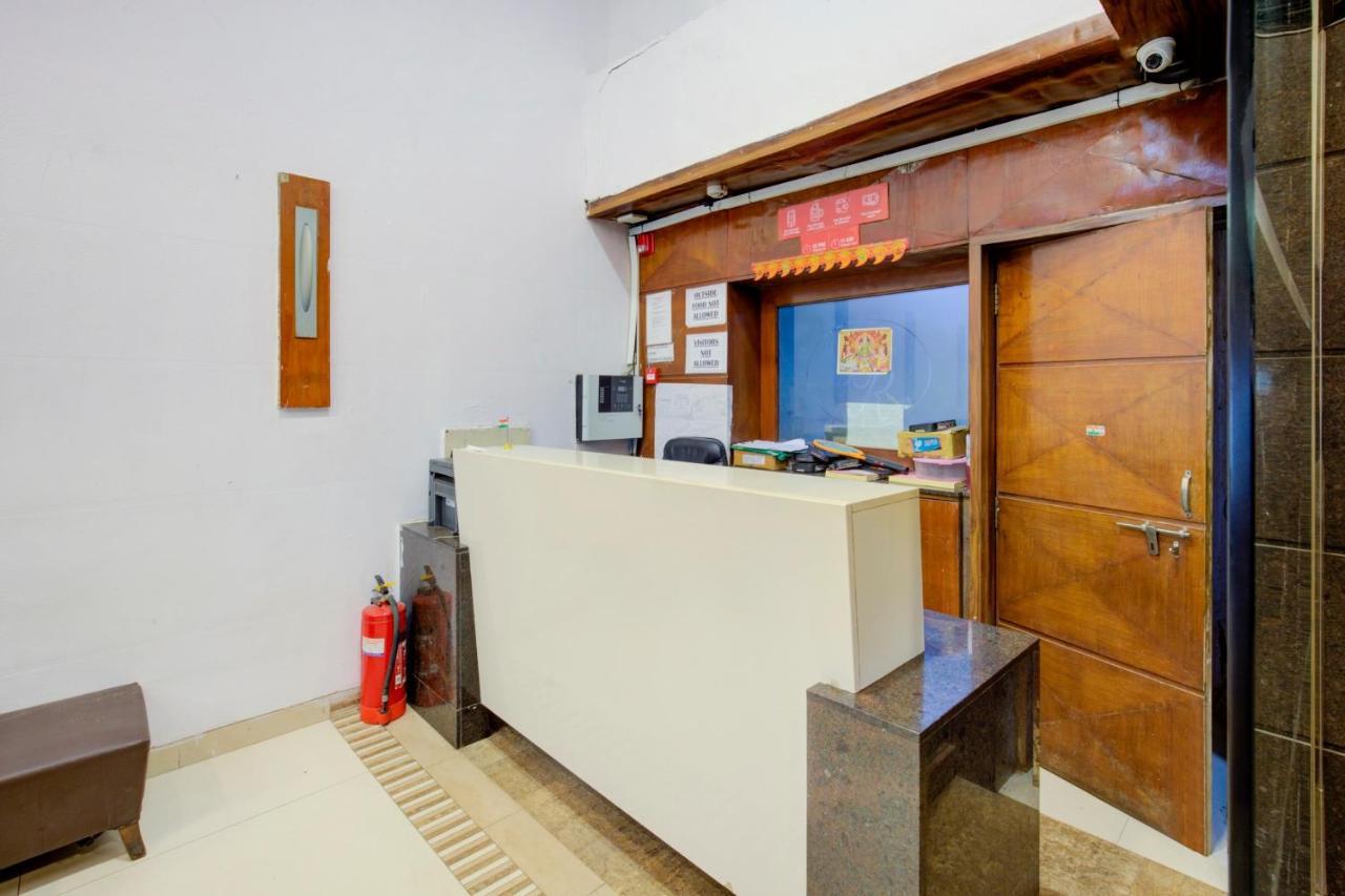 Capital O 77295 Hotel Bansidhar Bhuvan Мумбаї Екстер'єр фото